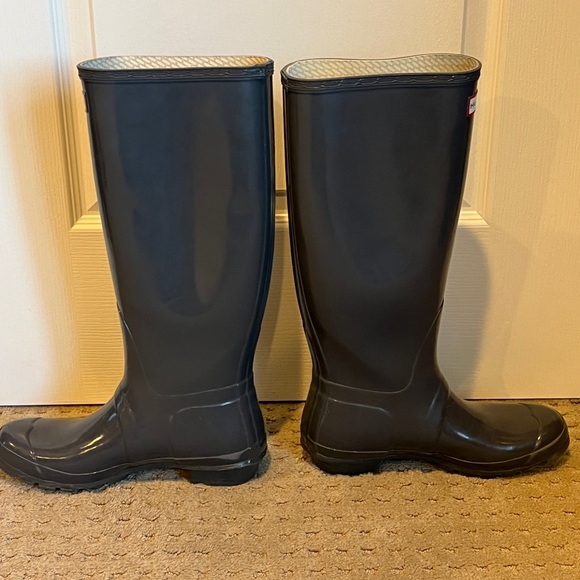 Dark Grey Gloss Hunter Boots - Picture 5 of 6